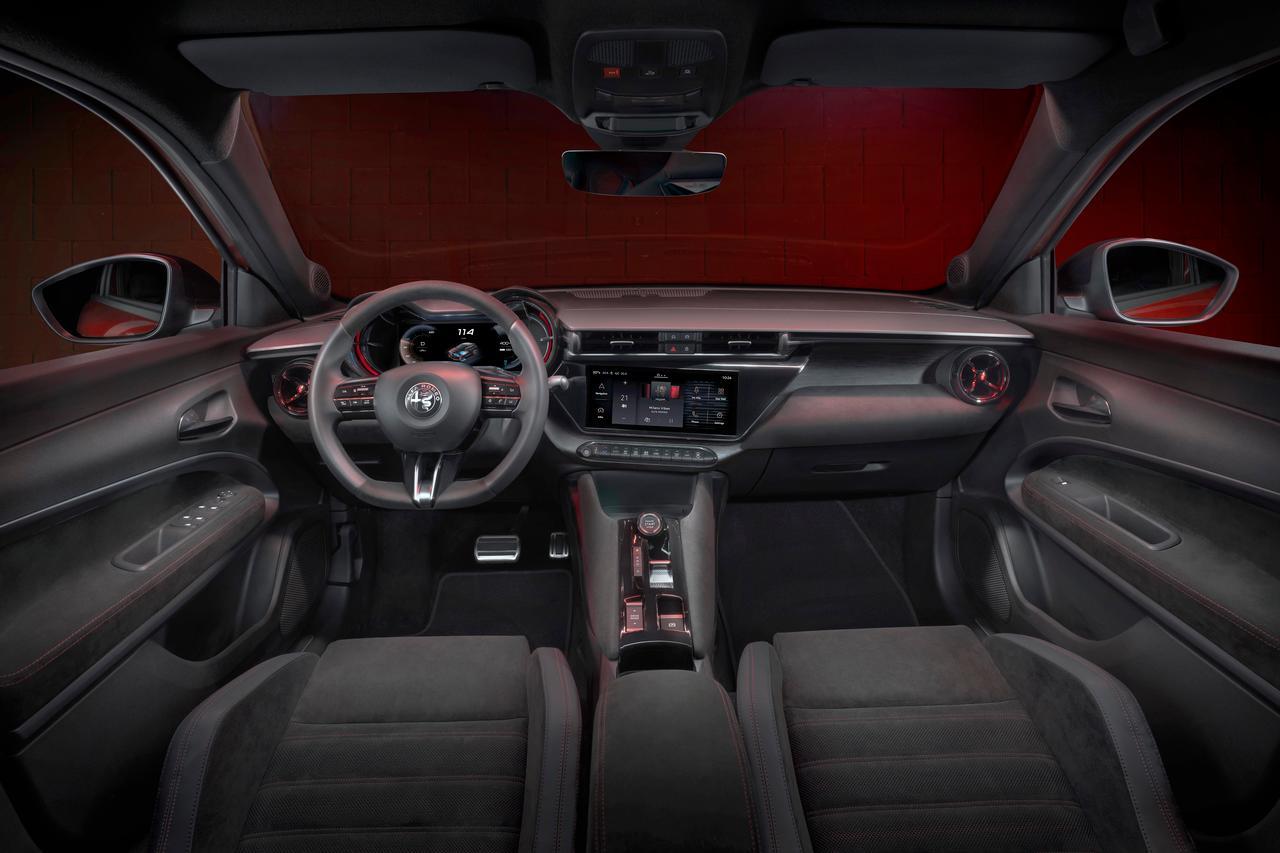 1716359779_Alfa-Romeo-Milano-2024-studio-033.jpg